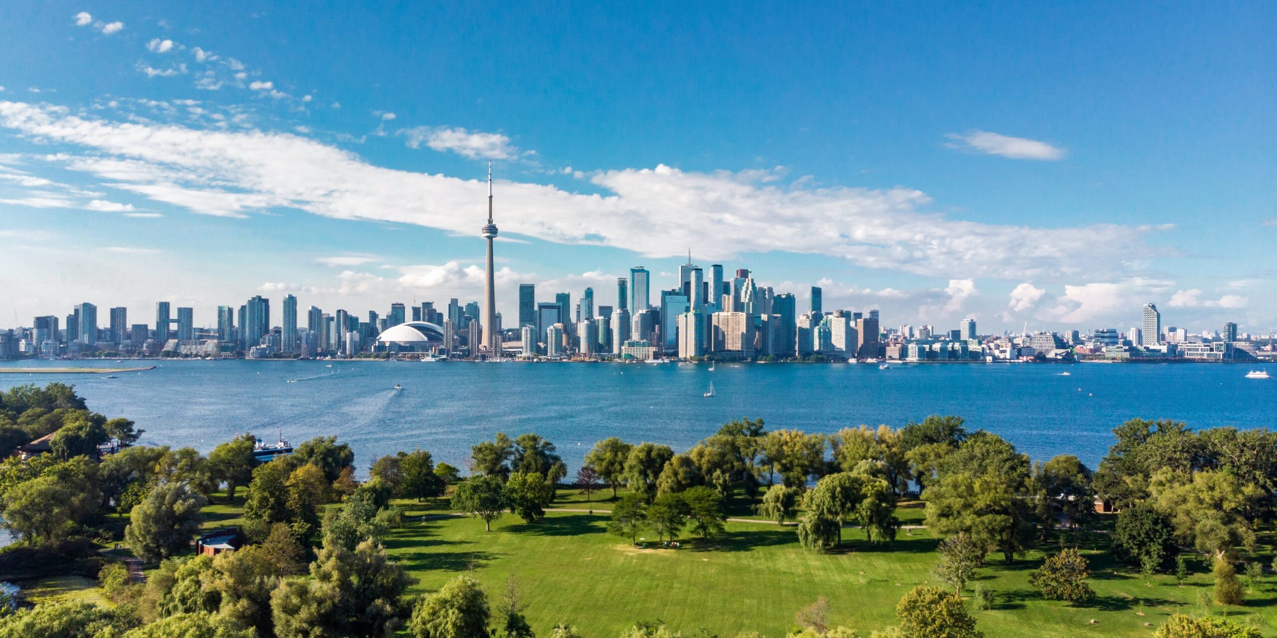 Exploring-the-Cosmopolitan-Toronto-Best-Things-to-Do