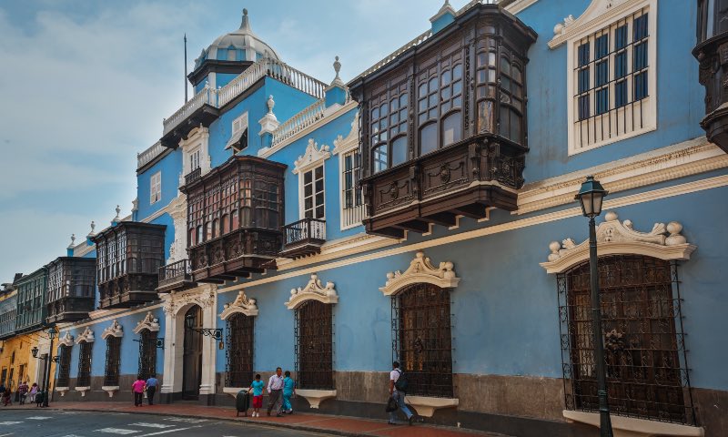 Lima's colourful houses