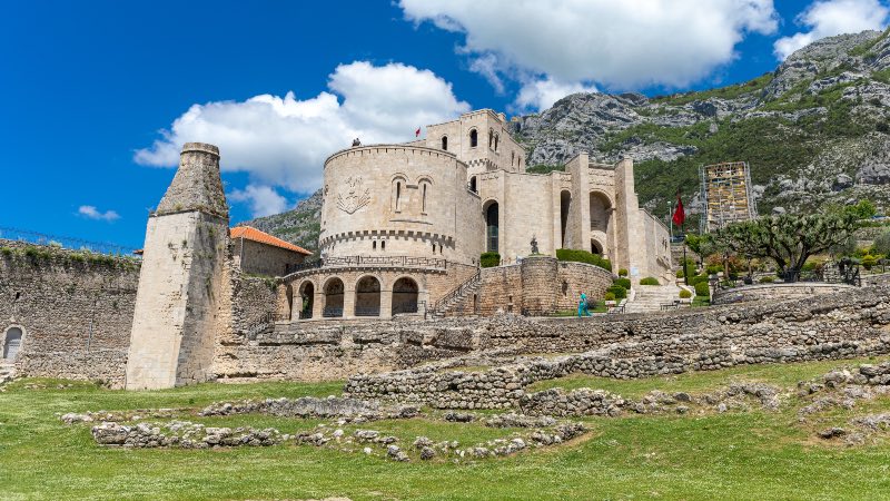 Skenderbeg-castle-tirana