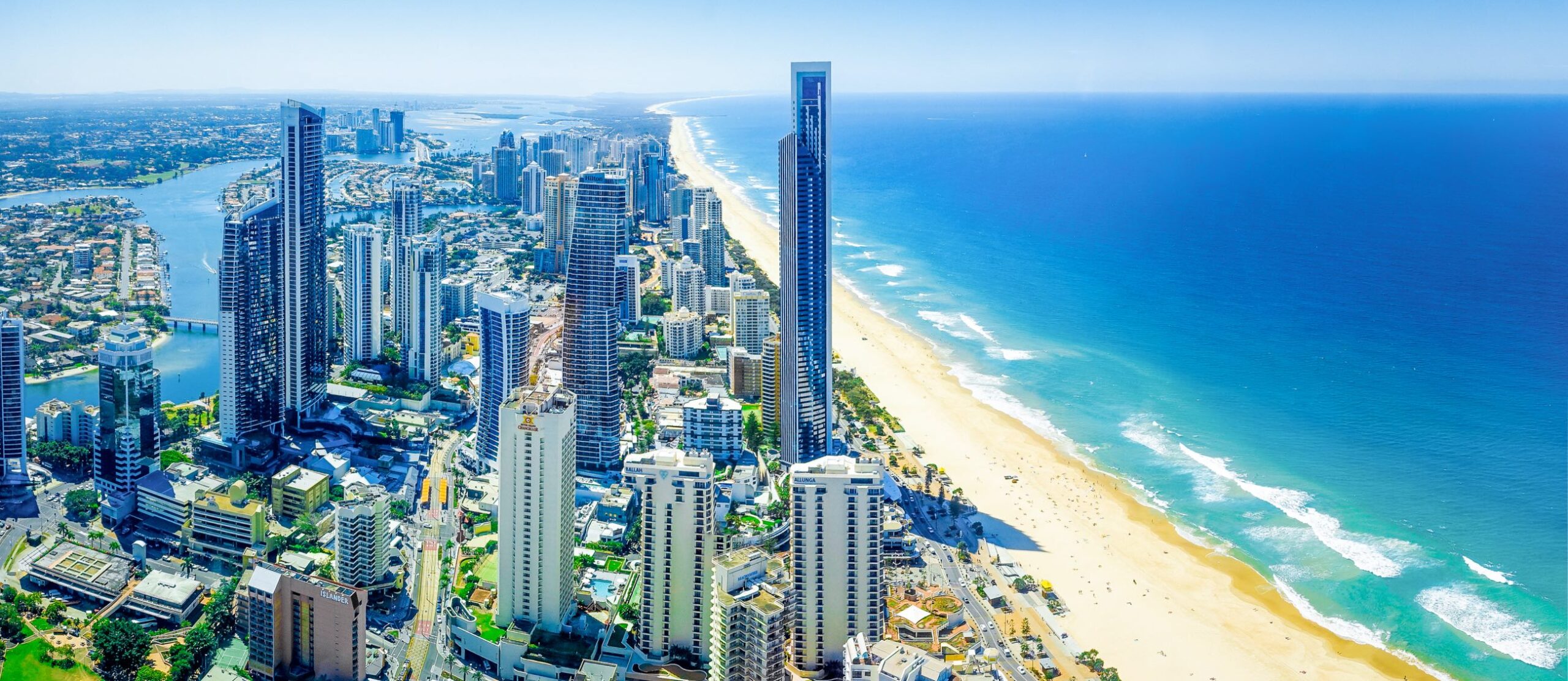 Best Things to Do at The Gold Coast – Sunshine, the Surf and Sea