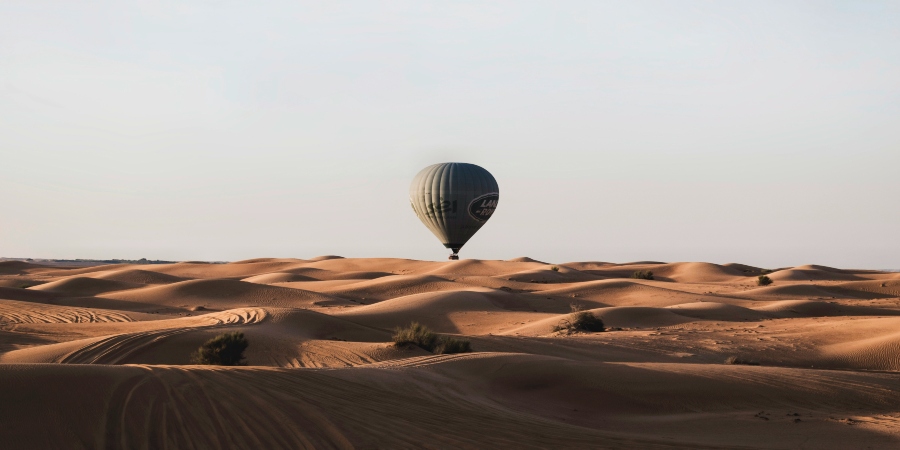 Hot air balloons in the desert of Dubai